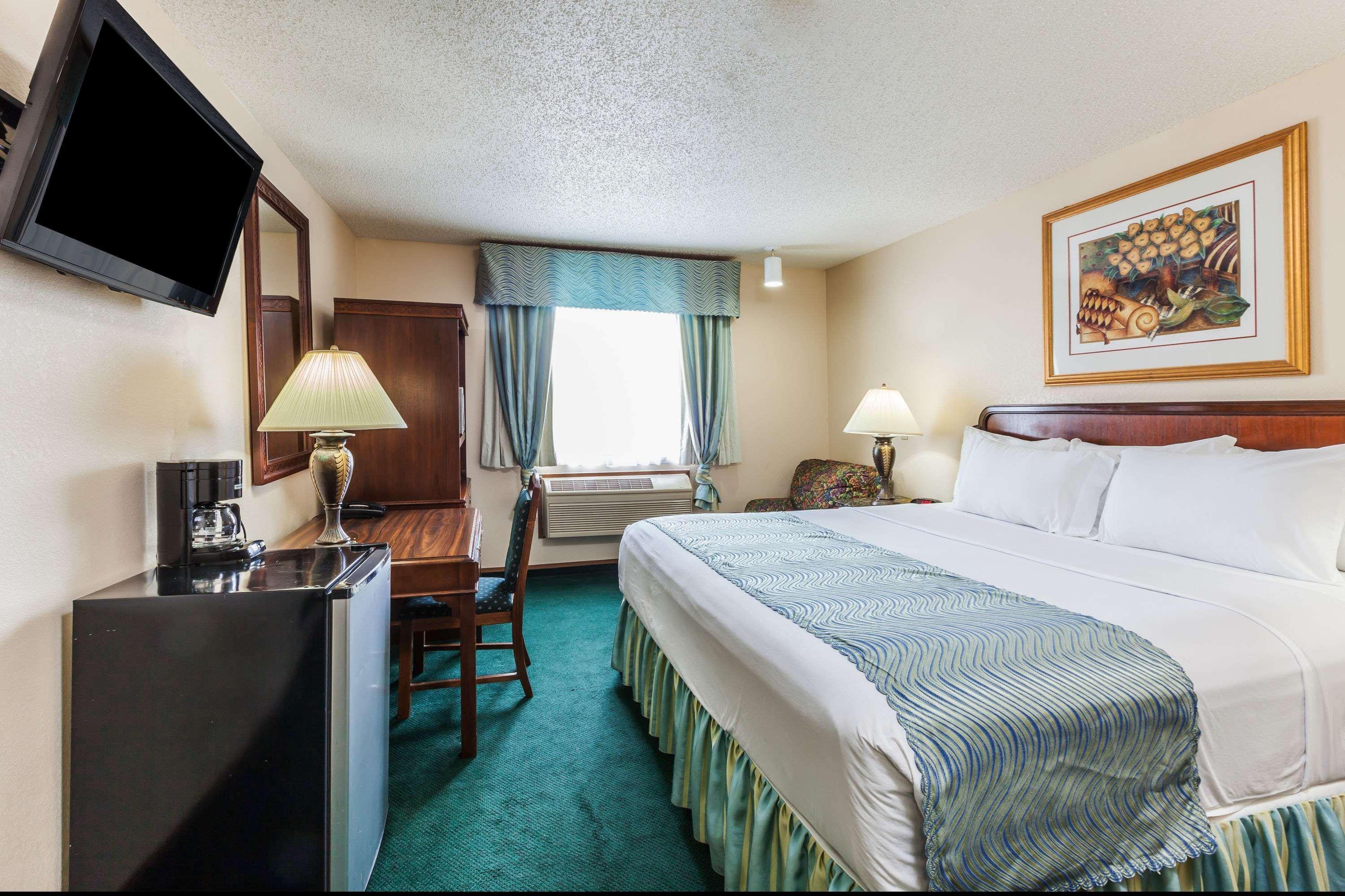 Super 8 By Wyndham Irving Dfw Airport/South Hotel Kültér fotó